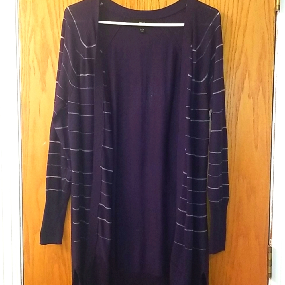 Open front lightweight cardigan sweater